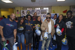 Busta-Rhymes-Day-Turkey-give-way-126