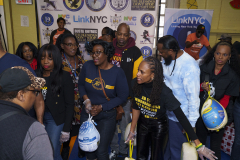 Busta-Rhymes-Day-Turkey-give-way-134