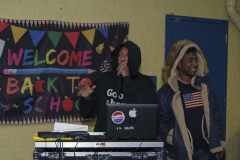 Busta-Rhymes-Day-Turkey-give-way-154