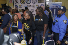 Busta-Rhymes-Day-Turkey-give-way-168