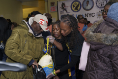 Busta-Rhymes-Day-Turkey-give-way-169