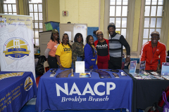 Busta-Rhymes-Day-Turkey-give-way-17