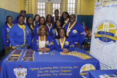 Busta-Rhymes-Day-Turkey-give-way-18