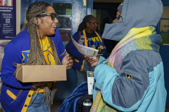 Busta-Rhymes-Day-Turkey-give-way-3