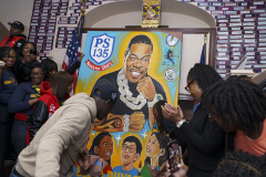 Busta-Rhymes-Day-Turkey-give-way-303