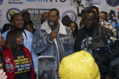 Busta-Rhymes-Day-Turkey-give-way-323