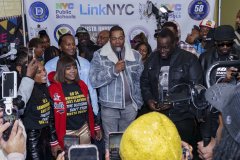 Busta-Rhymes-Day-Turkey-give-way-328