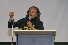 Busta-Rhymes-Day-Turkey-give-way-35