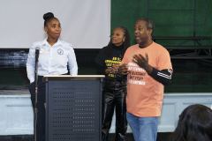 Busta-Rhymes-Day-Turkey-give-way-41