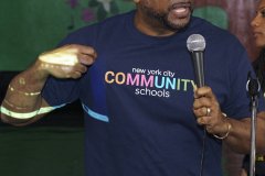 Busta-Rhymes-Day-Turkey-give-way-48