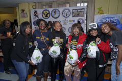 Busta-Rhymes-Day-Turkey-give-way-233