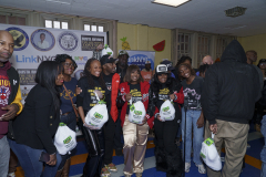 Busta-Rhymes-Day-Turkey-give-way-236