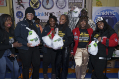 Busta-Rhymes-Day-Turkey-give-way-241