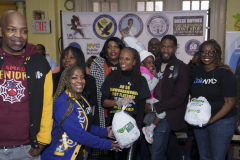 Busta-Rhymes-Day-Turkey-give-way-247