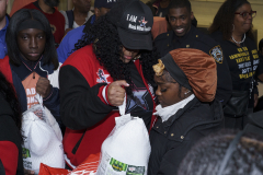 Busta-Rhymes-Day-Turkey-give-way-254