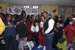 Busta-Rhymes-Day-Turkey-give-way-262